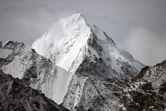 04 Lingtren Close Up From The Trail From Base Camp To Mount Everest North Face Intermediate Camp In Tibet.jpg